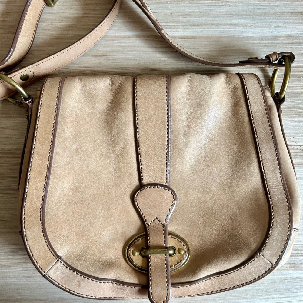 Fossil Tan Leather Saddle  Crossbody Purse / Bag - Vintage Style